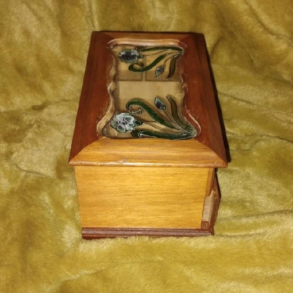 Vintage wooden jewelry